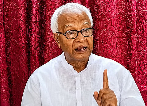 समाचार 4
फोटो कैप्शन: फोटो में अंडमान और निकोबार द्वीपसमूह के सांसद श्री बिष्णु पद राय को दिखाया गया है।