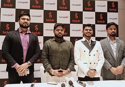 इंद्रनील दत्ता , कॉरपोरेट हेड, श्री लंगटा बाबा स्टील्स प्राइवेट लिमिटेड से
अभिषेक कुमार , निदेशक, लंगटा बाबा स्टील्स प्राइवेट लिमिटेड सूरज गुप्ता, निदेशक, लंगटा बाबा स्टील्स प्राइवेट लिमिटेड आदित्य कुमार गुप्ता , निदेशक, लंगटा बाबा स्टील्स प्राइवेट लिमिटेड