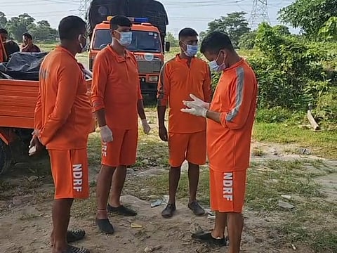 महानंदा में डूबे दो छात्रों के शव बरामद