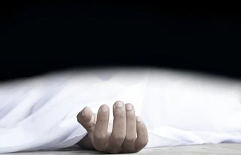 खेत में बिछे बिजली के तार की चपेट में आने से दंपती की मौत