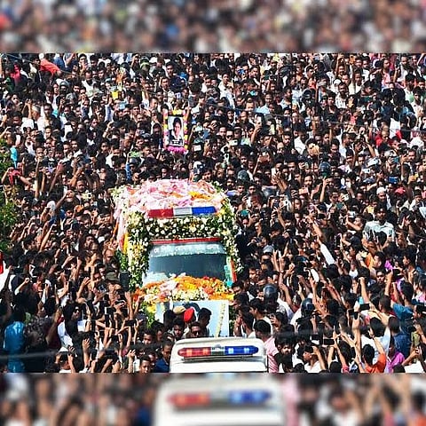 जुबिन गर्ग की पहली बरसी पर उमड़ा जनसैलाब, स्मारक पहुंचे प्रशंसक