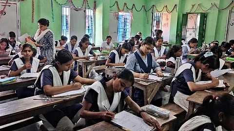 बंगाल में 4,133 जीरो-एनरोलमेंट वाले स्कूल, होगी जांच
