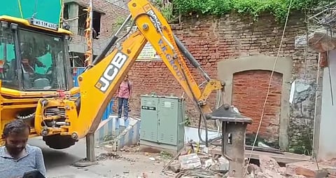 Howrah News: HMC Demolishes Ex-TMC MLA Office in Salkia