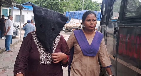 वैवाहिक संस्था के नाम पर ठगी, महिला गिरफ्तार