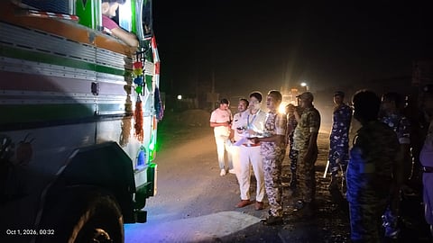 ओवर लोडिंग करना पड़ा महंगा, लगा 2.30 लाख रुपये का जुर्माना