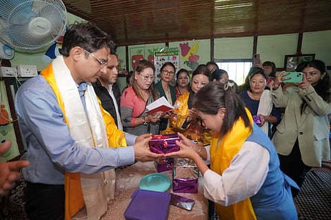 लवर स्यारी में भाजपा महिला मोर्चा ने आयोजित किया आंगनबाड़ी मिलन कार्यक्रम