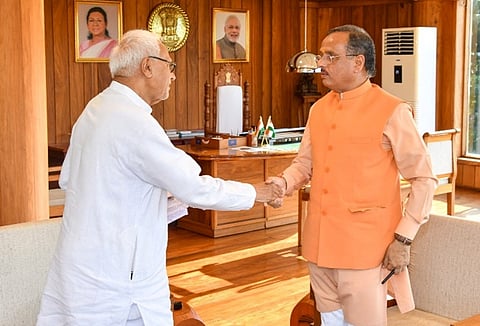 सांसद बिष्णु पद रे उपराज्यपाल डॉ. दिनेश शर्मा से शिष्टाचार भेंट करते हुए।