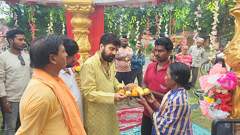 सनातन धर्म में वापसी करती पुष्पा