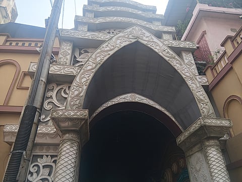 बेलगछिया केंद्रीय सार्वजनिक दुर्गोत्सव कमेटी का पंडाल