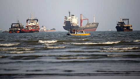 Seven oil tankers caught fire or were damaged in Hormuz: Iran