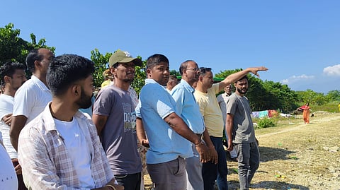 माल नदी में कचरा फेंकने पर विधायक ने जताई चिंता