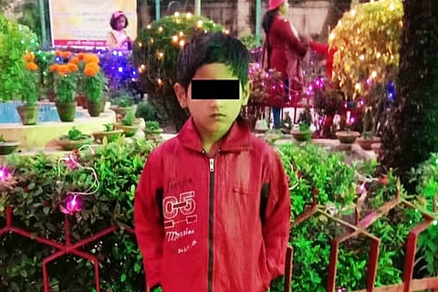 Howrah news : आंख-मिचौली खेलते-खेलते बहुमंजिला मकान से गिरकर नौ साल के बच्चे की…