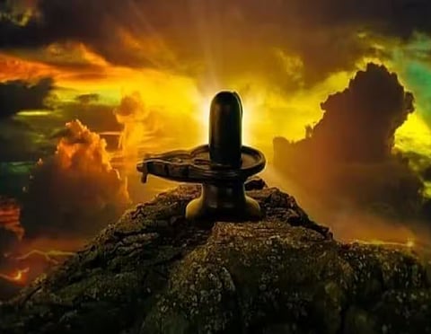 Somwar को ऐसे करें शिवलिंग की पूजा, मिलेगा मनचाहा वरदान
