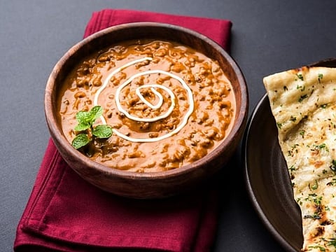 Kitchen Hacks : बस एक बार इस तरह से बनाएं दाल मखनी, उंगलियां चाटते रह जाएंगे रिश्तेदार