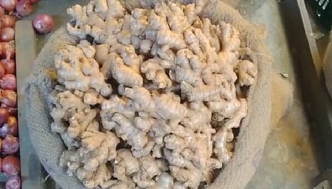 Ginger Price Hike: चाय का स्वाद हुआ खराब, अदरक के भाव 200 रुपये के पार