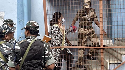 कोर्ट में पूर्व मंत्री की करीबी दोस्त ने कहा – असली मुजरिम है पार्थ