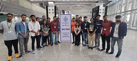 Manipur Violence: मुख्यमंत्री ममता बनर्जी की पहल पर मणिपुर से कोलकाता लौटे 18 छात्र