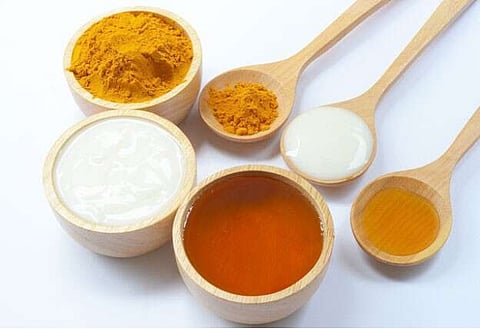 Face Pack : गर्मियों में डल स्किन से हैं परेशान, तो अब ट्राई करें…