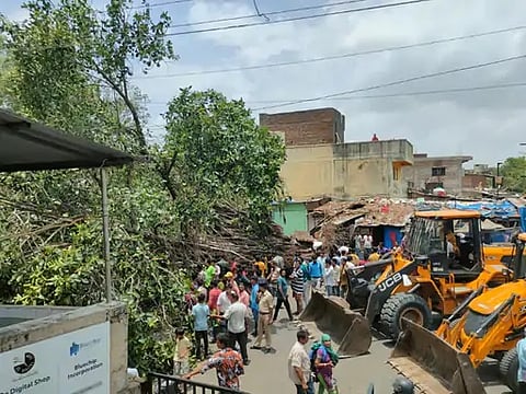 Biparjoy Cyclone : गुजरात में बिपरजॉय से तबाही