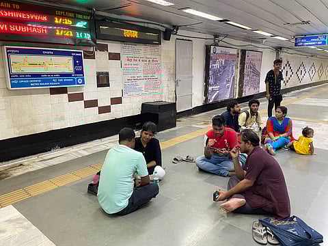 Metro Services Interrupted : रविवार को अचानक बंद हुई मेट्रो परिसेवा तो…