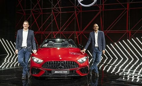 Mercedes-AMG SL 55 Roadster : जानें इसकी खूबियां