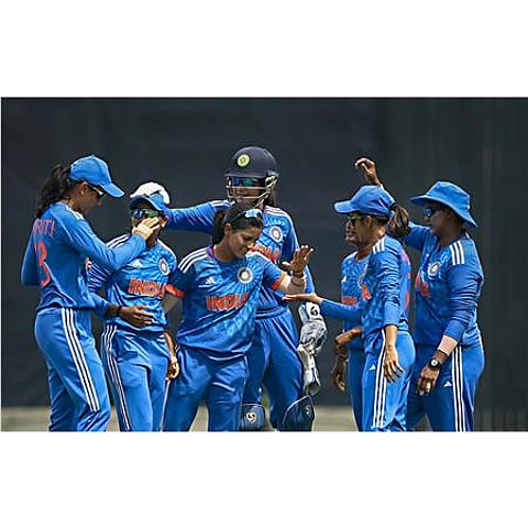 भारत ने बांग्लादेश को सात विकेट से हराया