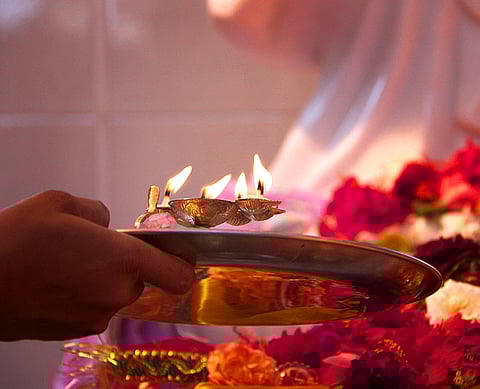 रविवार को भूलकर भी न करें ये 6 काम, सारी कमाई हो जाएगी बर्बाद !