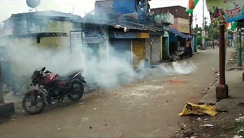 Bengal Violence : स्वतंत्रता दिवस के दिन दो पक्षों में जमकर हुई पत्थरबाजी, ट्रेन सेवा रोक दी गई
