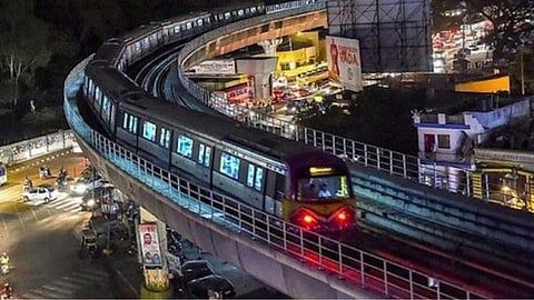 Kolkata Metro Timing : आज से रात 11 बजे के बाद भी चलेगी मेट्रो !