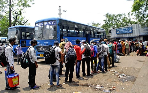 Esplanade Bus Stand : यहां से हटेगा बस स्टैंड तो बन जायेगा ये …