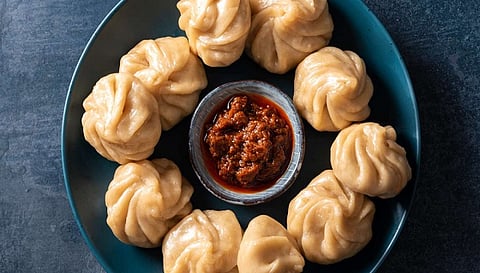 Health News: मोमोज कर सकता है शरीर को बीमार, गंभीर बीमारियों का बन सकता है कारण!