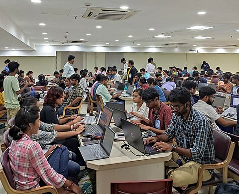 हेरिटेज इंस्टीट्यूट ऑफ टेक्नोलॉजी के हैकहेरिटेज में 91 छात्र की टीमों ने भाग लिया