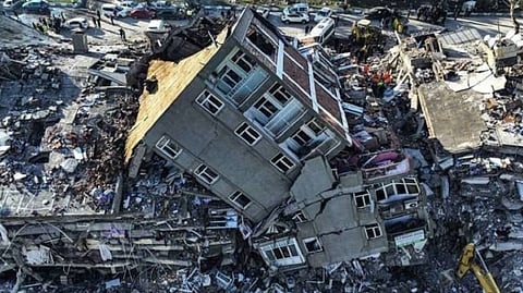 Morocco Earthquake: मोरक्को में भूकंप ने मचाई तबाही, ऐतिहासिक शहर तबाह…