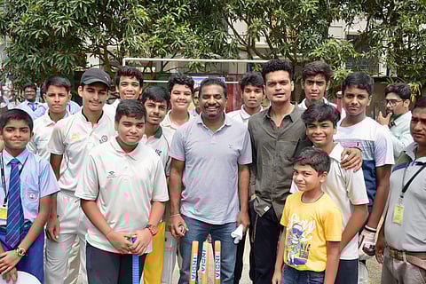 Muttiah Muralitharan in Kolkata : अपनी जीवनी पर आधारित फिल्म 800 का प्रचार करने कोलकाता पहुंचे मुथैया मुरलीधरन