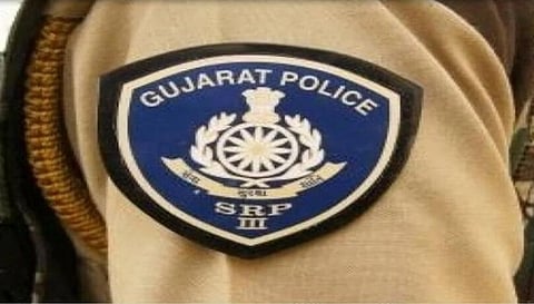 गुजरात: समुद्र तट से 80 किलो कोकीन बरामद, करोड़ों में है कीमत