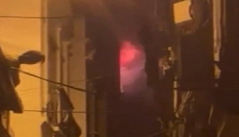 अपार्टमेंट में लगी आग