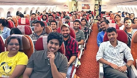 इजराइल से वापस लौटे डरे-सहमे भारतीयों ने सुनाई आपबीती, कहा- कानों में गूंज रही सायरन