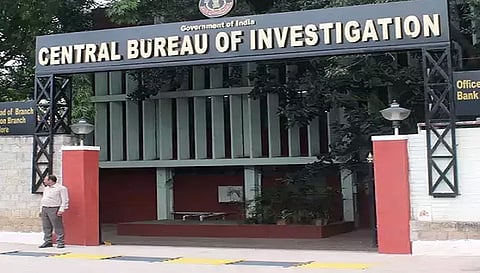 पासपोर्ट फर्जीवाड़ा मामले में 50 जगहों पर CBI का छापा, 24 लोगों पर केस दर्ज