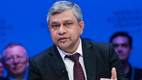 फोन हैकिंग मामला: केंद्र सरकार ने Apple को भेजा नोटिस, पूछे कई सवाल