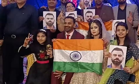 इंडिया ने जीता मैच तो दूल्हा-दुल्हन ने स्टेज पर ही मनाया जश्न, याद रहेगा जिंदगीभर