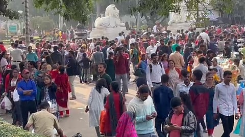 Christmas In Kolkata : महानगर में धूमधाम से मनाया जा रहा क्रिसमस