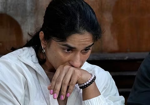 Vinesh Phogat leaves Awards on Kartavya Path: बजरंग पूनिया के बाद अब विनेश फोगाट ने भी लौटाया मेडल