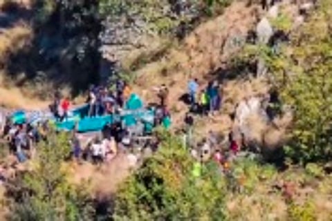 **EDS: VIDEO GRAB** Doda: Rescue operation underway after a bus carrying passengers fell into a gorge, in Doda district of Jammu & Kashmir, Wednesday, Nov. 15, 2023. At least 10 people were killed. (PTI Photo)(PTI11_15_2023_000107B)