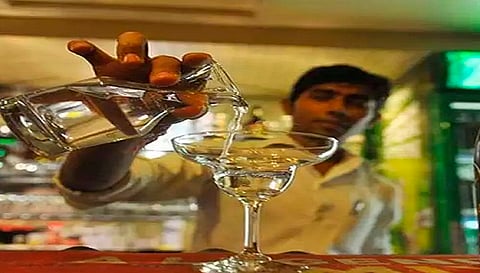 Bengal Liquor Sale: सिर्फ दिसंबर में ही इतने करोड़ की शराब गटक गए बंगाल के लोग