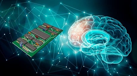 आदमी के दिमाग में लगा दी चिप…अब दिमाग को कंप्यूटर करेगा कंट्रोल