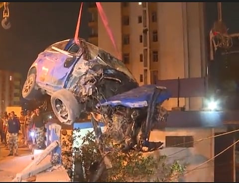 Accident at Ultadanga Flyover : उल्टाडांगा पुराना फ्लाईओवर से नीचे गिरी कार, फिर …