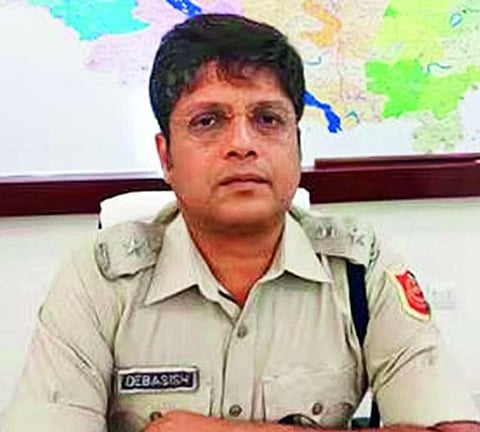 बंगाल से एक और आईपीएस ने दिया इस्तीफा, बीरभूम से ठोक सकते हैं ताल