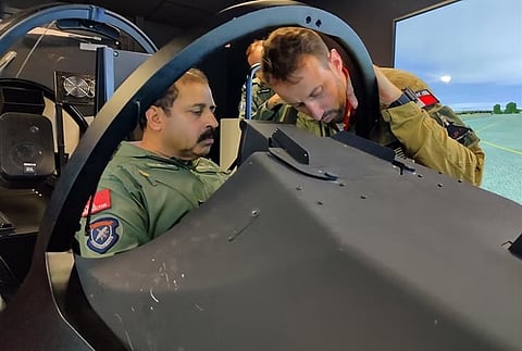 RKS Bhadauria Joins BJP: पूर्व वायुसेना प्रमुख आरकेएस भदौरिया बीजेपी में शामिल, देश में राफेल …