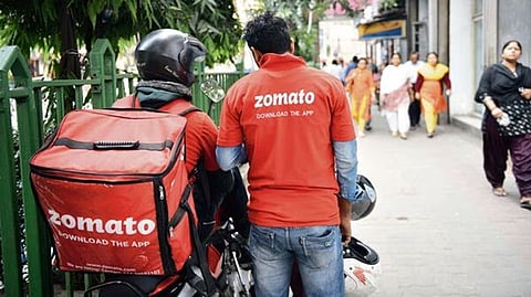 अब Zomato से खाना ऑर्डर करने पर लगेगा एक्सट्रा चार्ज