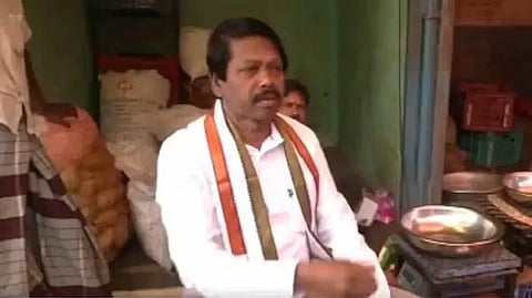 Election 2024: पद्म श्री विजेता लोकसभा चुनाव में वोट पाने के लिए बेच रहे सब्जी